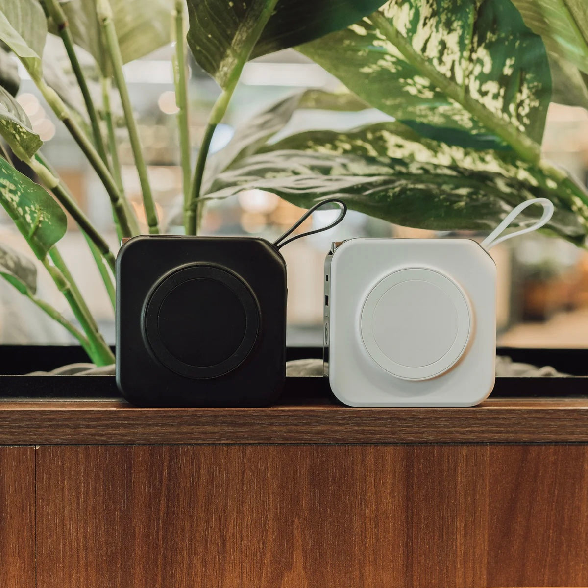 JuiceUp 5in1 Wireless Travel Pack